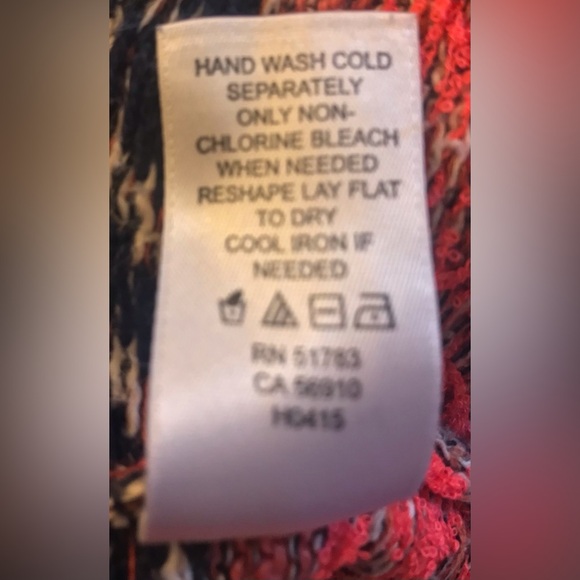 Maurices Long Fringed Crocheted Edges Native American Pattern Size S - Picture 8 of 8